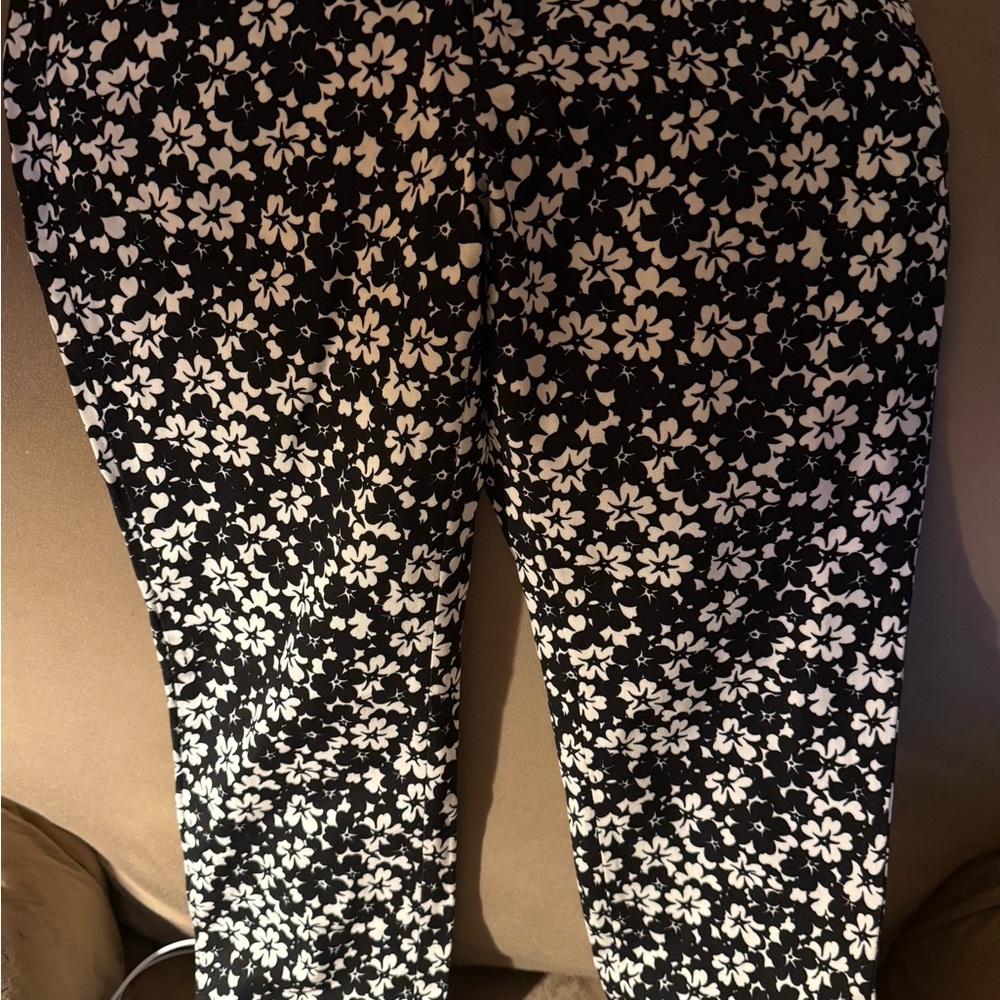 Banana Republic Monochrome Patterned Trousers